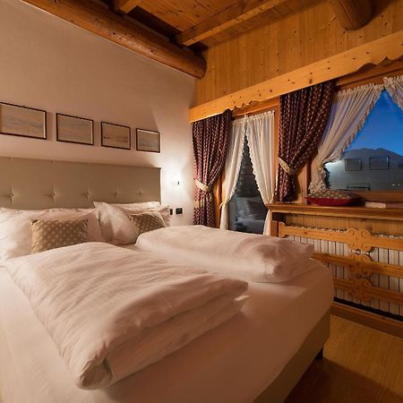 Hotel Posta Livigno Exterior foto